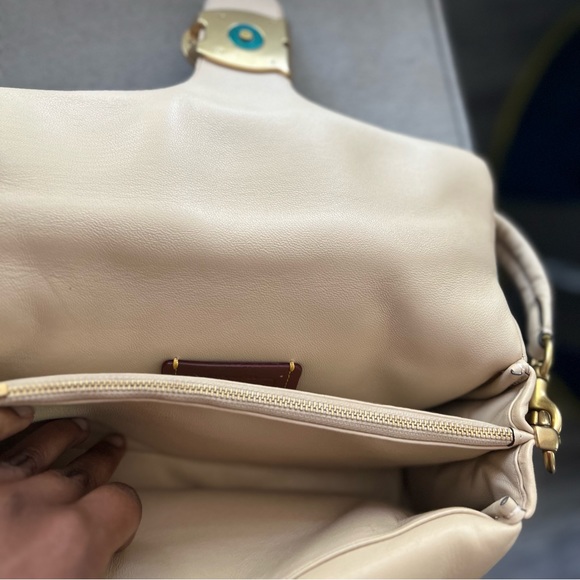 Coach Pillow Tabby Bag 26 - Picture 8 of 11